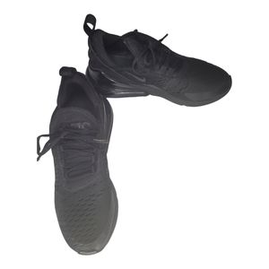 Unisex all black Nike Air Max 270